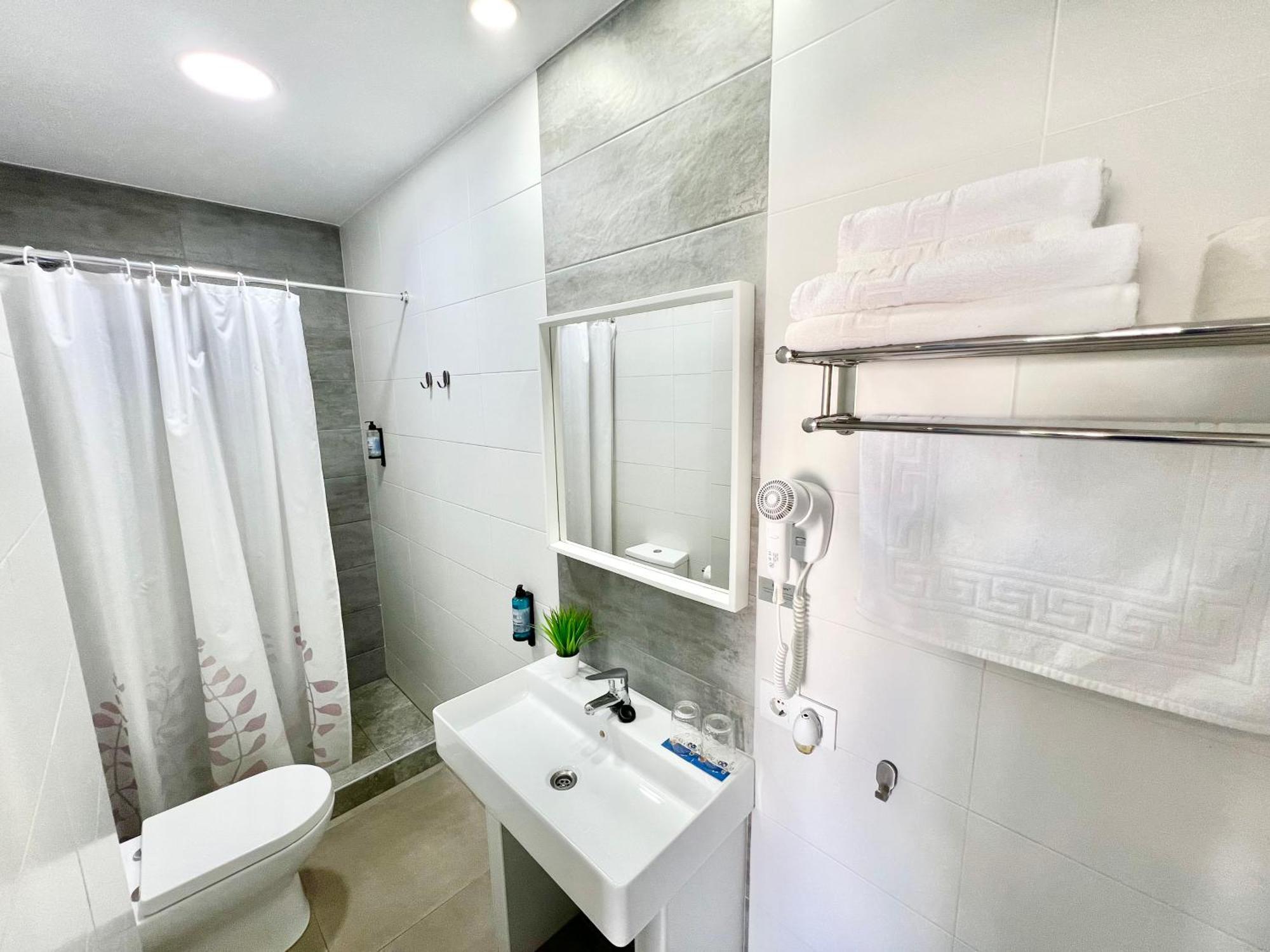 Dori Rooms Hostal Tarifa Ngoại thất bức ảnh